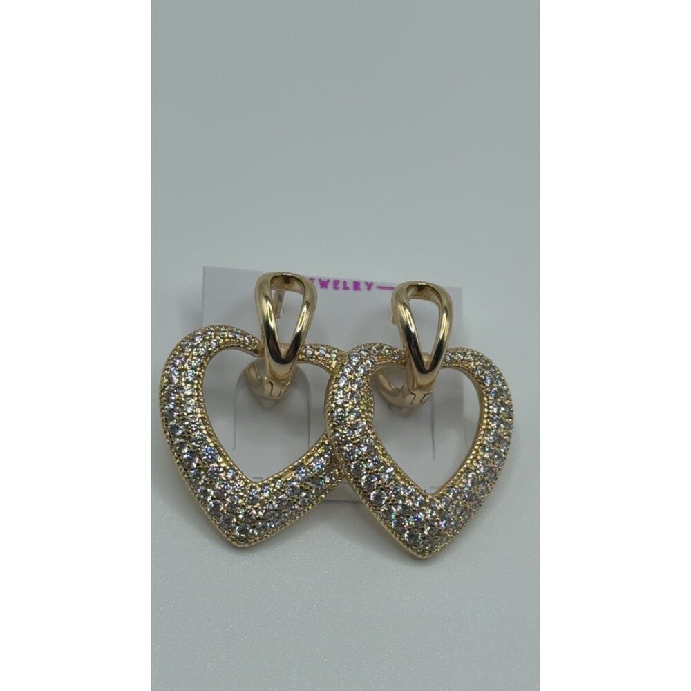 Beautiful gold-plated zirconia earrings